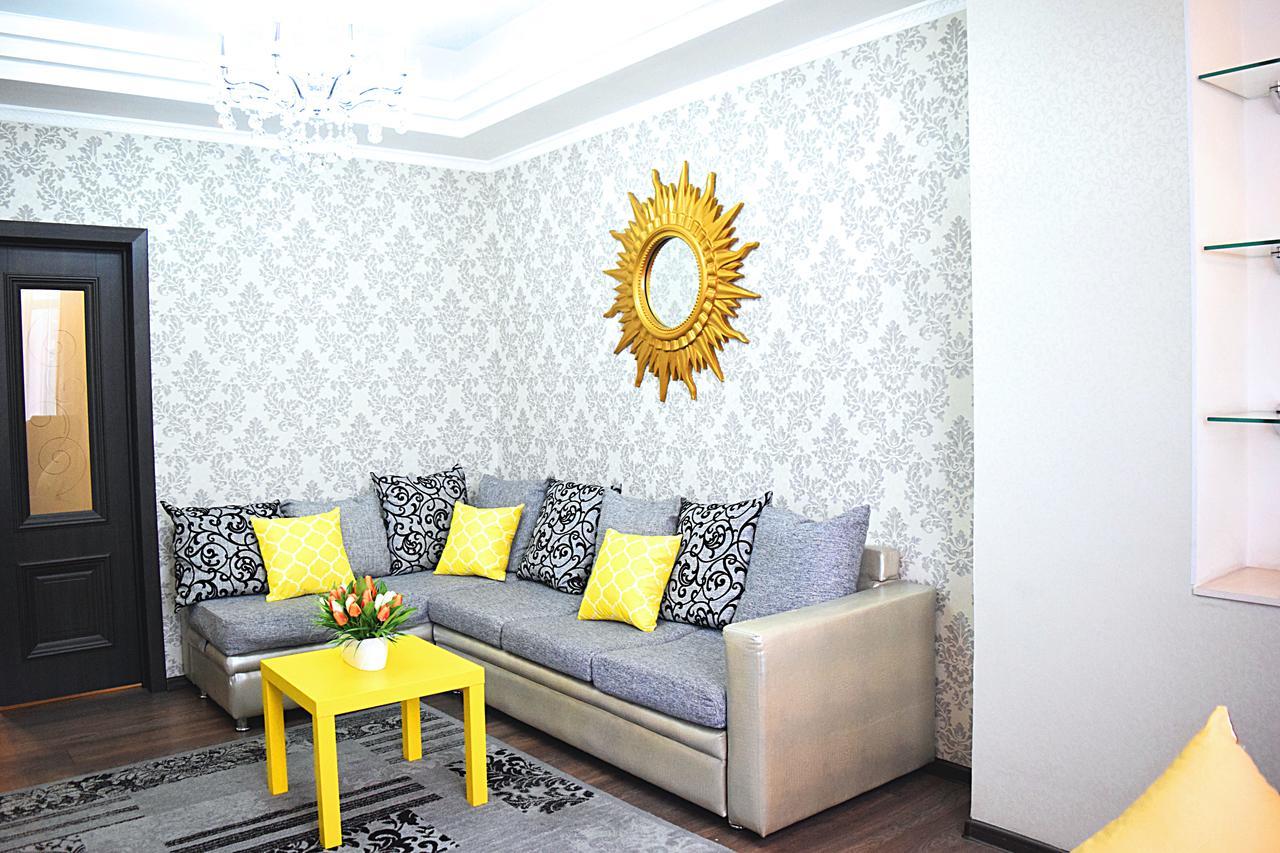 Luxury Palace Apartment Bischkek Exterior foto