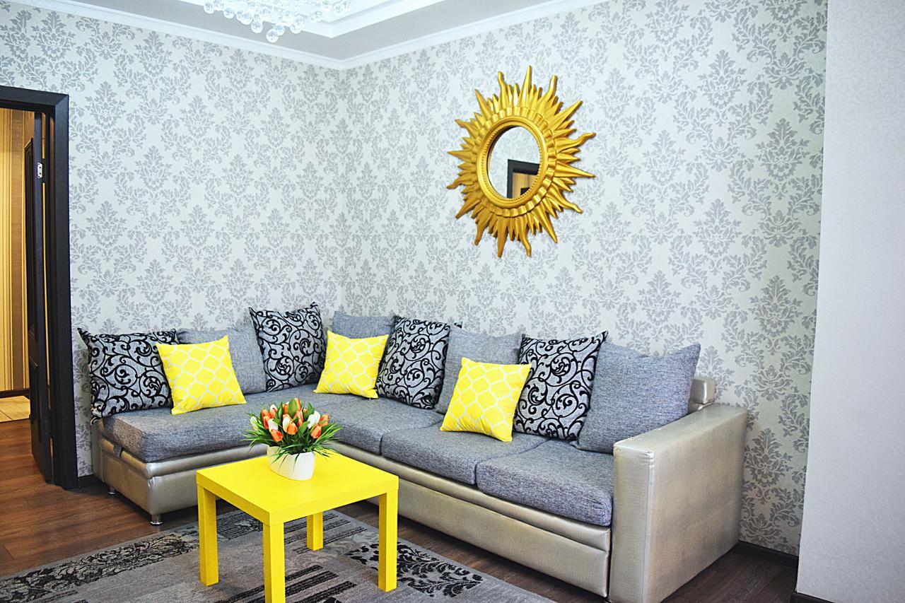 Luxury Palace Apartment Bischkek Exterior foto